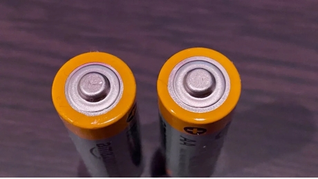 Przewodnik po bateriach L1154F: dane techniczne, zastosowania i równoważne opcje